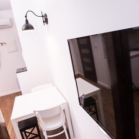 Mirror Apartments Krakow Ngoại thất bức ảnh
