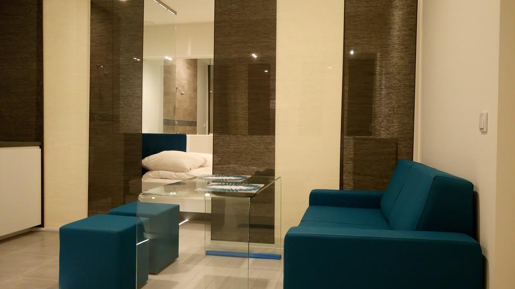 Mirror Apartments Krakow Ngoại thất bức ảnh