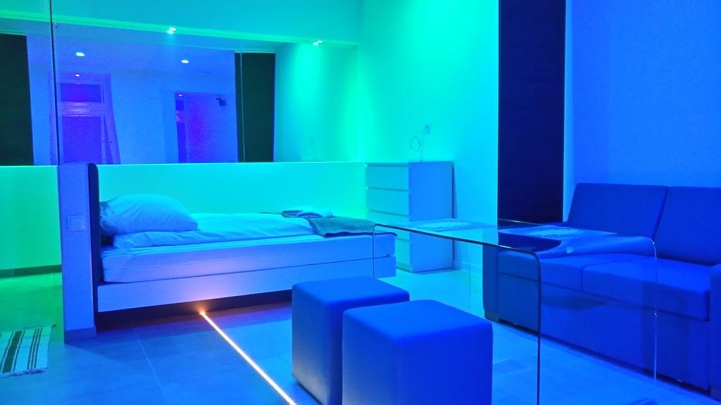 Mirror Apartments Krakow Ngoại thất bức ảnh